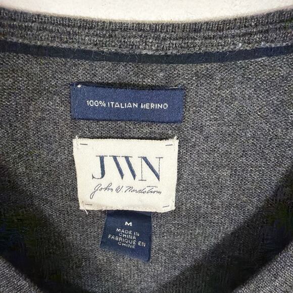 John W Nordstrom JWN Sweater 100% Italian Merino Wool Medium V Neck Lightweight - Picture 3 of 5